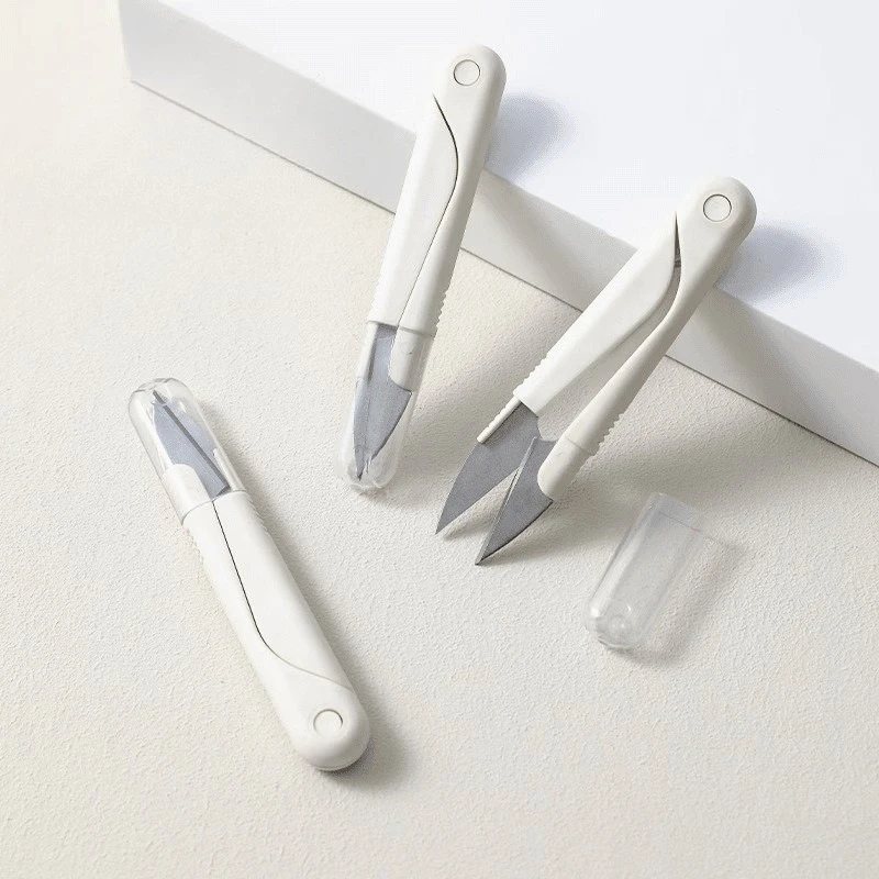 U‑Shaped Spring Loaded Thread Snips Small Yarn Trimming Scissors Tailor Tools for Sewing Cross Stitch Embroidery Projects