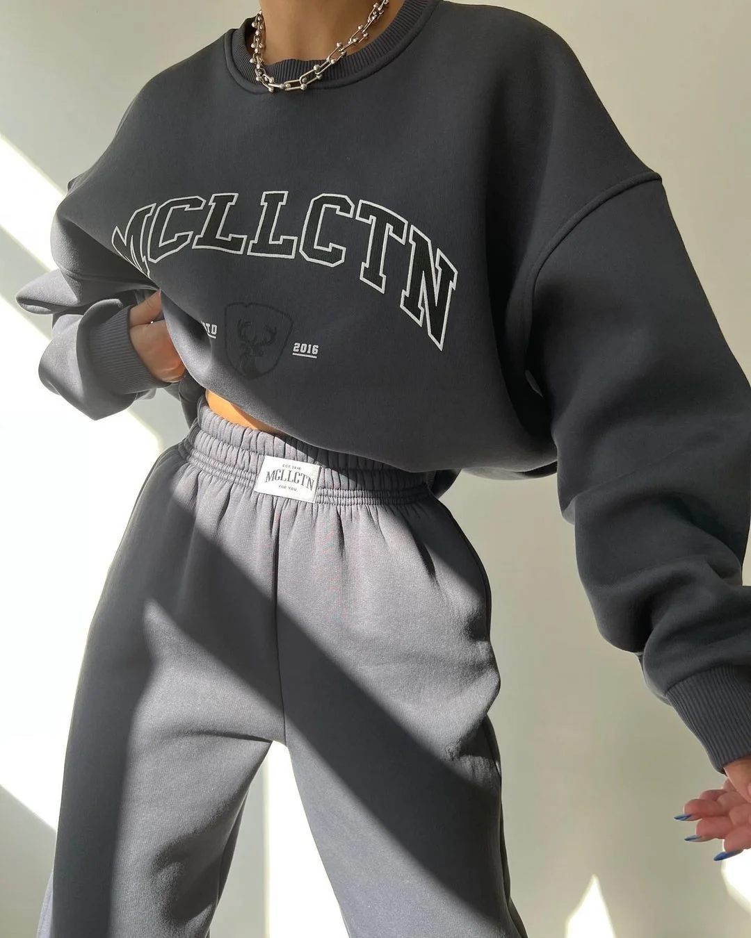 

Faionable Printed Hoodie And Pants Set with Fce Inner Casual Two-Piece Women's Ensemble Polyester Fabric Autumn 2023