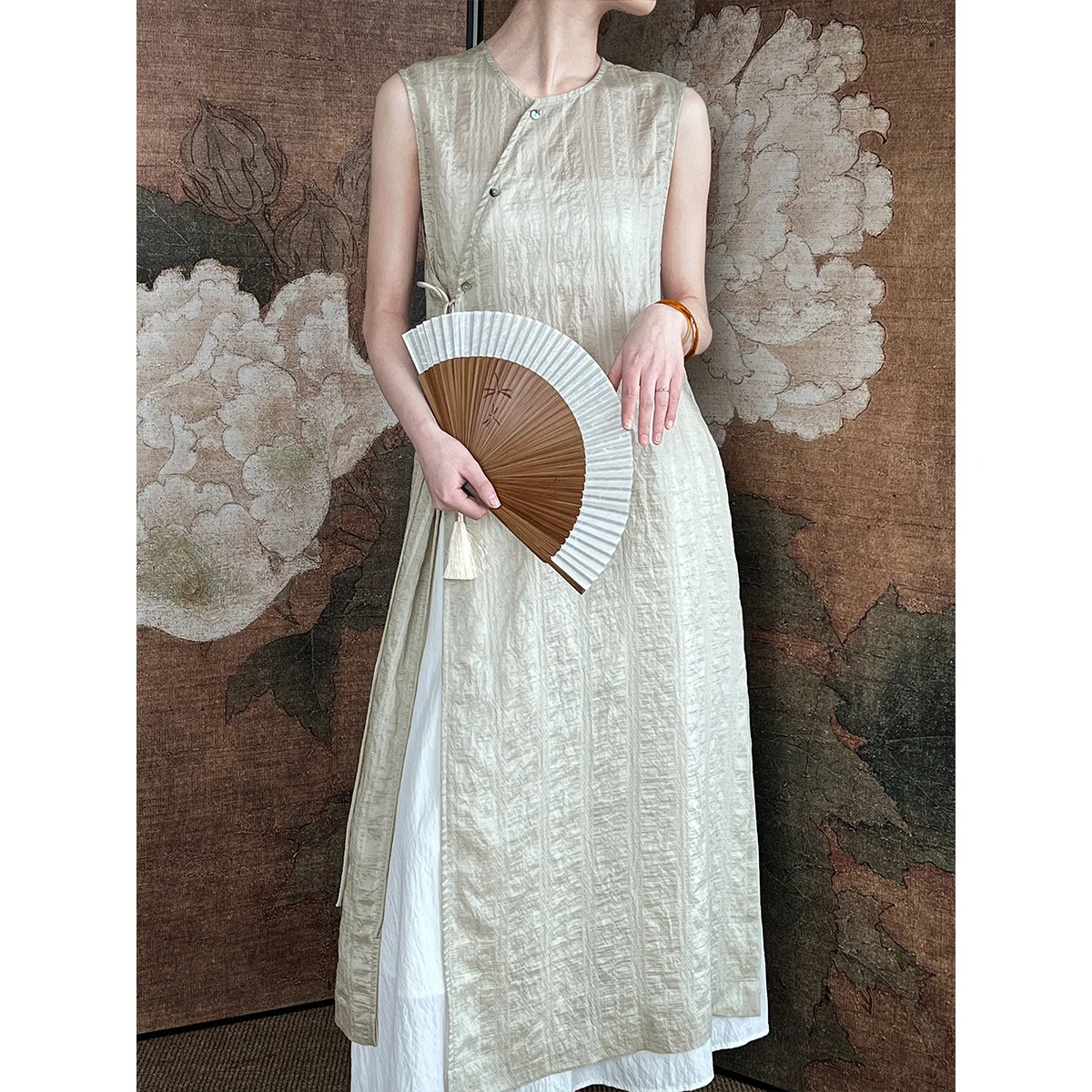 

Casual Spring Summer New Chinese Style Round Neck Split Layered Top Dress, Long Skirt with Lace Up Diagonal Placket Vest Dress