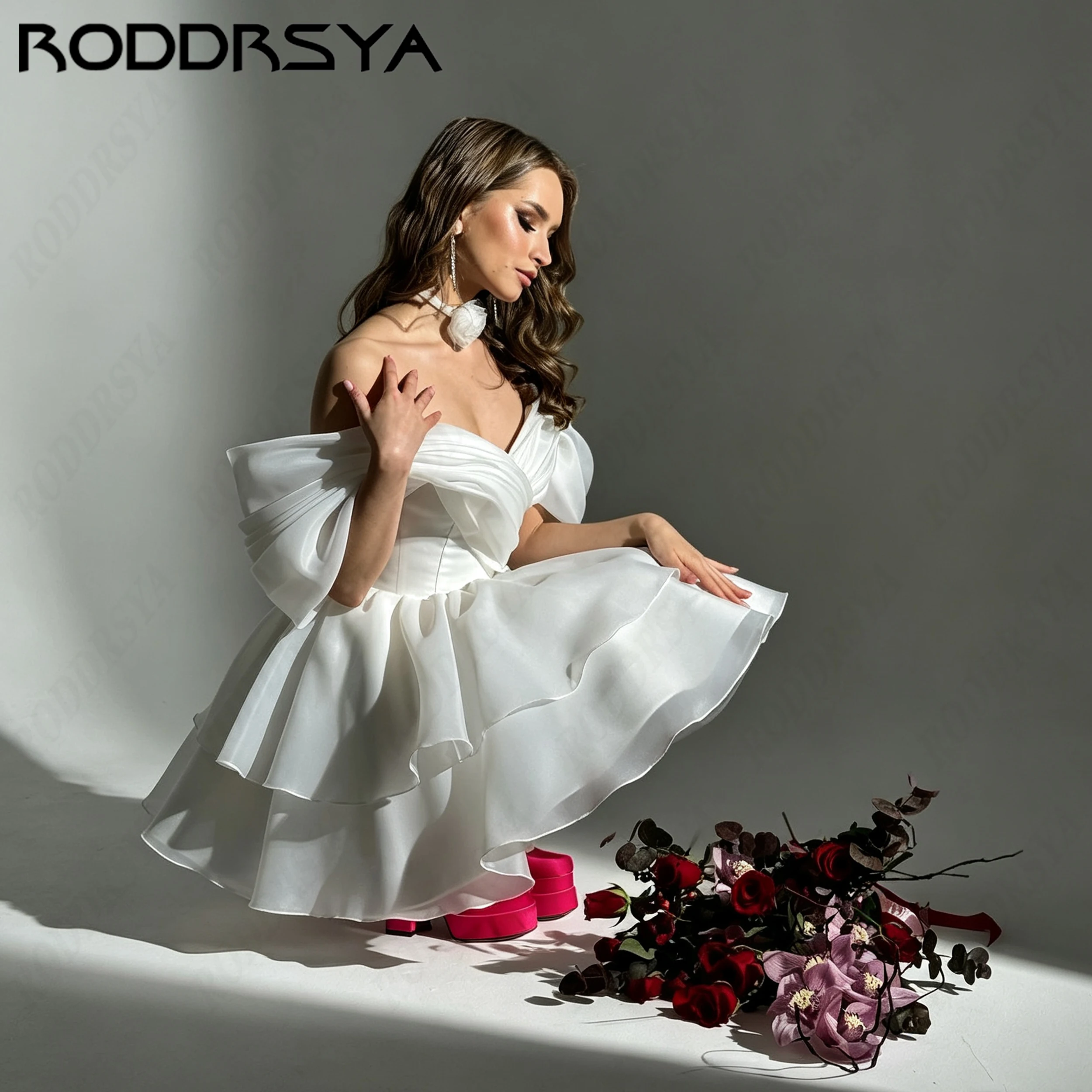 RODDRSYA Luxury Sweetheart Wedding Gown For Women Mini Off The Shoulder Bride Dresses Backless Organza abito da sposa Customized