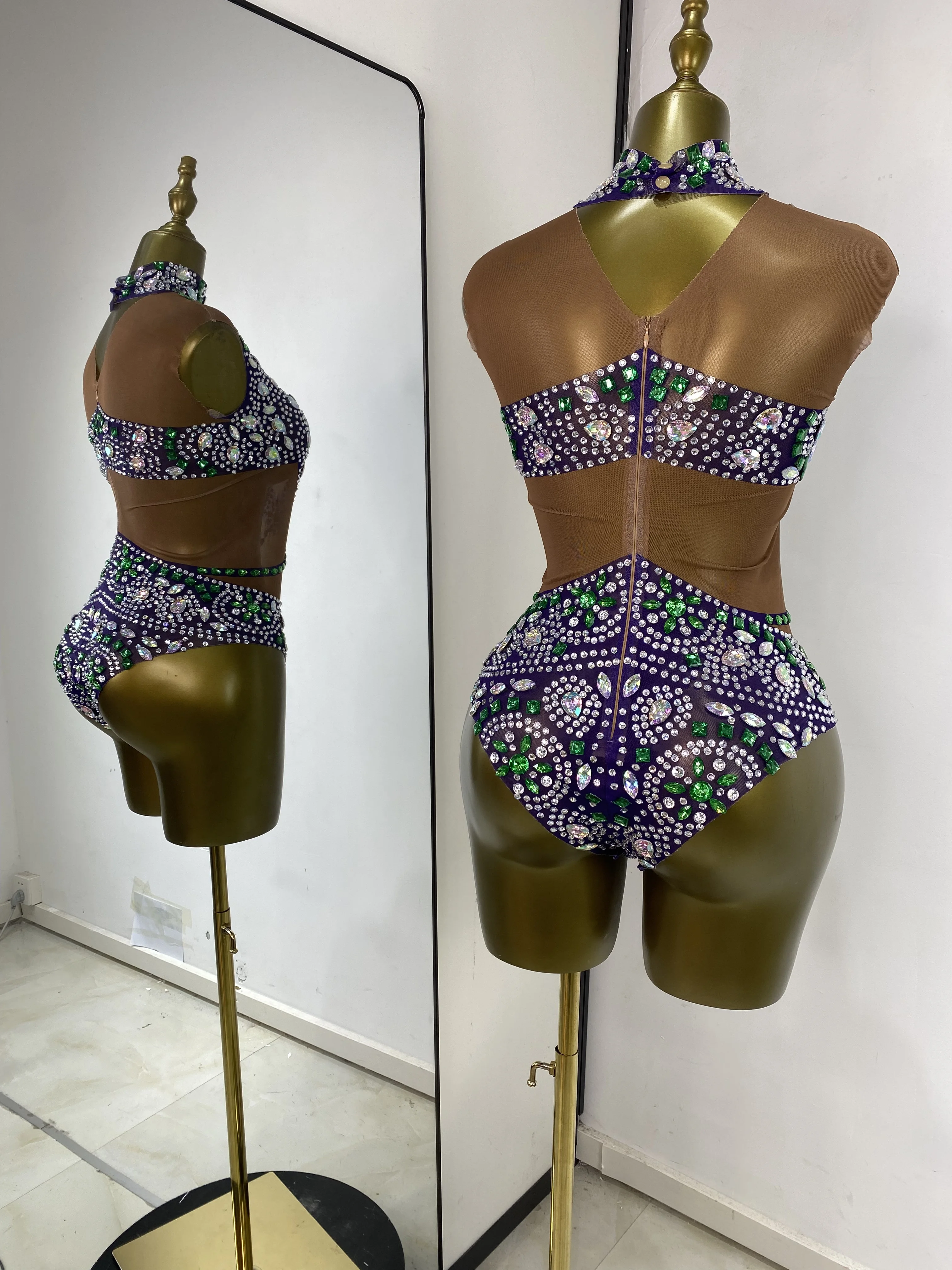 ชุดแสดงบนเวที K-pop สำหรับผู้หญิง ประดับด้วยคริสตัลหลากสีสัน พิมพ์ลายบนผ้าตาข่าย โปร่งใส เซ็กซี่ เหมาะสำหรับงานปาร์ตี้กลางคืน งานแสดงในคลับ หรือไนท์บาร์