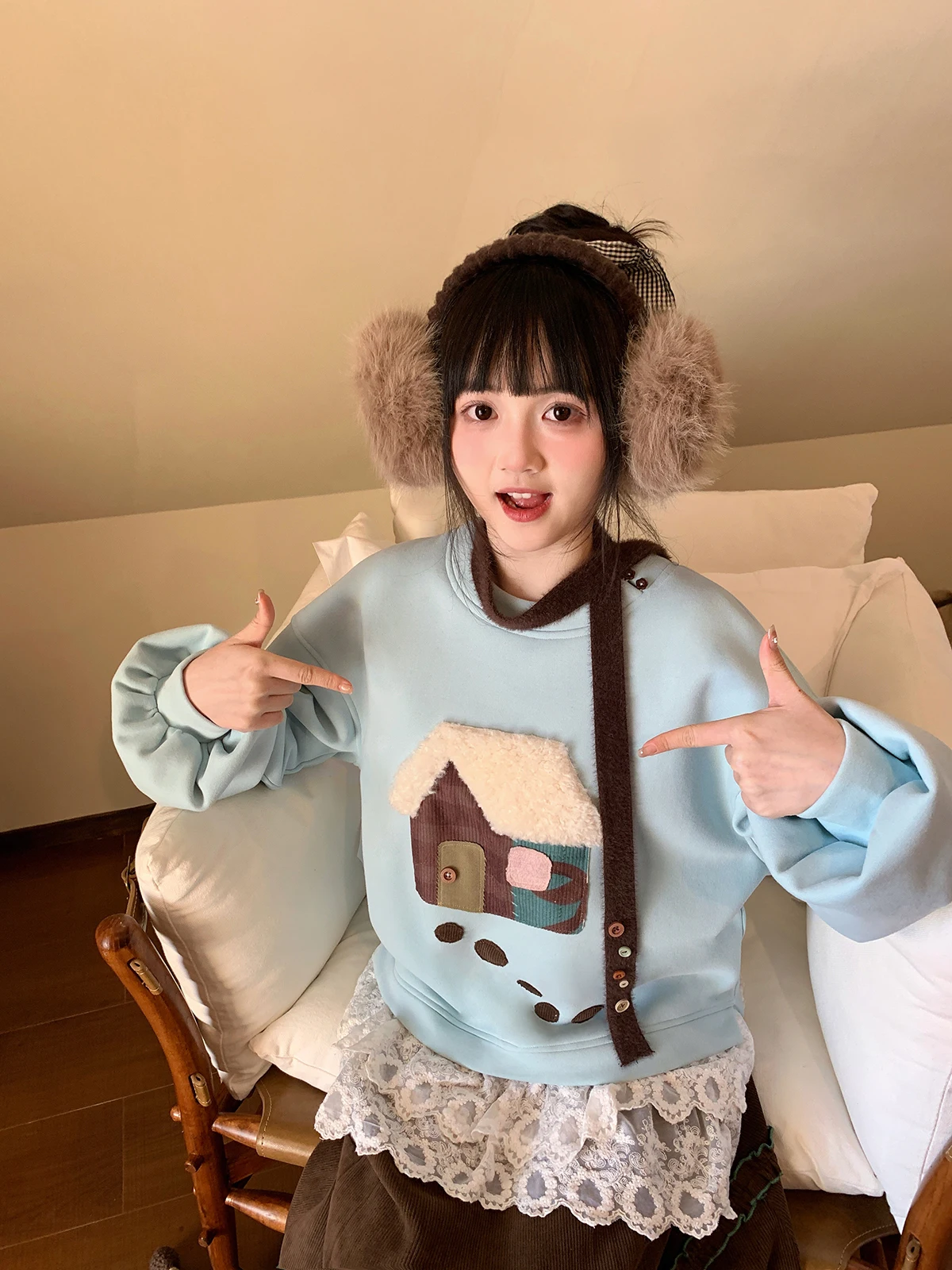 

Комплект из двух предметов: худи с принтом «Сырный гурман» и юбка А-силуэта, женский, больших размеров, повседневный, осенне-зимний