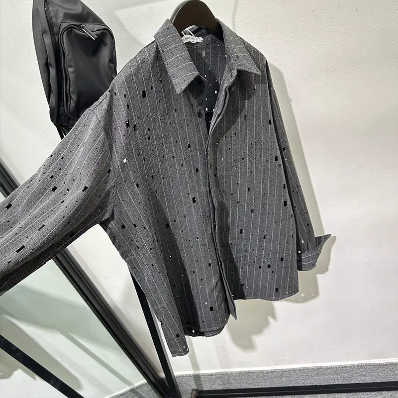Retro Gray Striped Ripped Long-Sleeved Shirt Fashionable Design Versatile Autumn Top