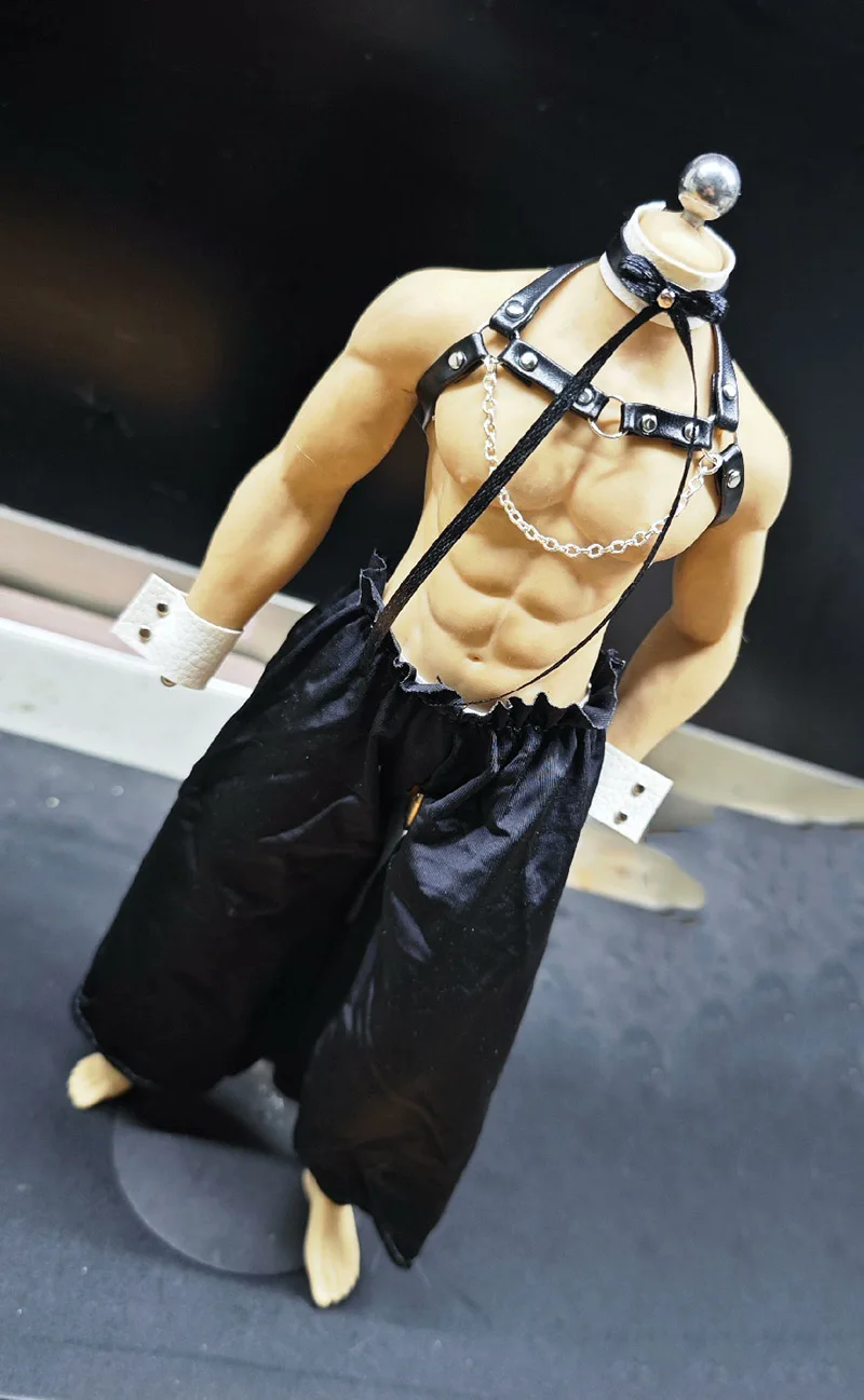 1/6 Scale Male Samurai Clothing Set Leather Shoulder Strap Chest Chain Wide Leg Pants Set for 12