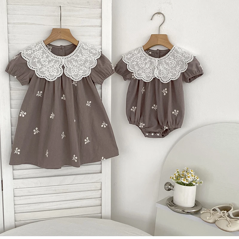 Infant Baby Mädchen Puppe Kragen Kleid Strampler Schwestern Kleidung Kinder Mädchen Gestickte Blume Prinzessin Kleid Familie Kleidung Strampler