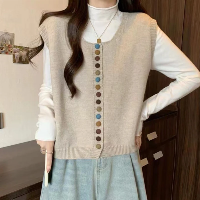 Autumn And Winter New Color Button Round Neck Knitted Vest Women Loose Joker Sleeveless Sweater Vest