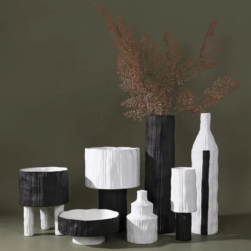 Merlin Nordic Vase Black White Wood Pleated Cylinder Tray Ceramic Ornaments Minimalist Home Decor with Matte Vase