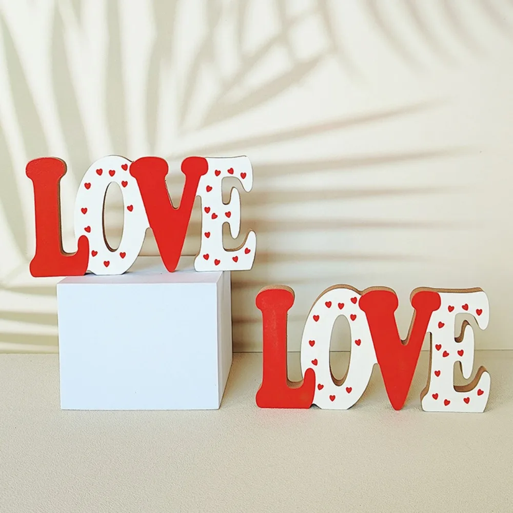 

1pc Wooden Valentine's Day Decoration, Romantic Atmosphere Letter Craft, Density Board Holiday Party Decor, Valentine's Gift