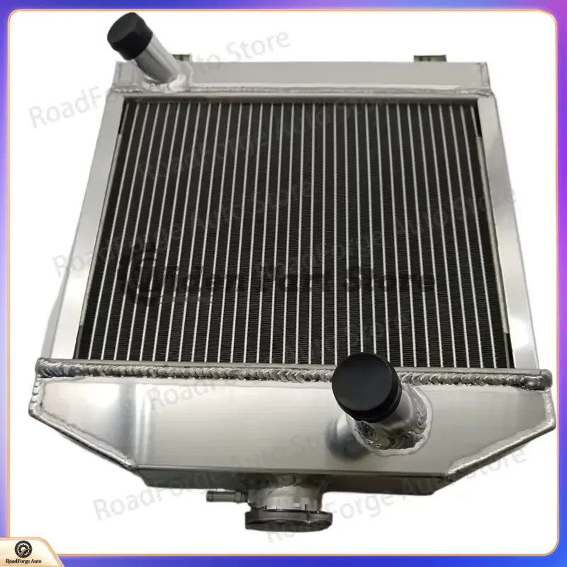 Aluminum Radiator For Kubota Tractors B6100 B7100 B6100HST-E & B7100HST-DT 15553-72060 15553-72110 15553-72111
