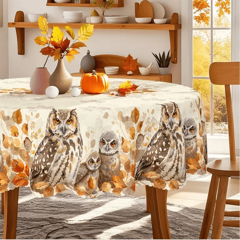 One farmhouse-style tablecloth with an owl and autumn leaf design. Country style. Mechanism. yzb