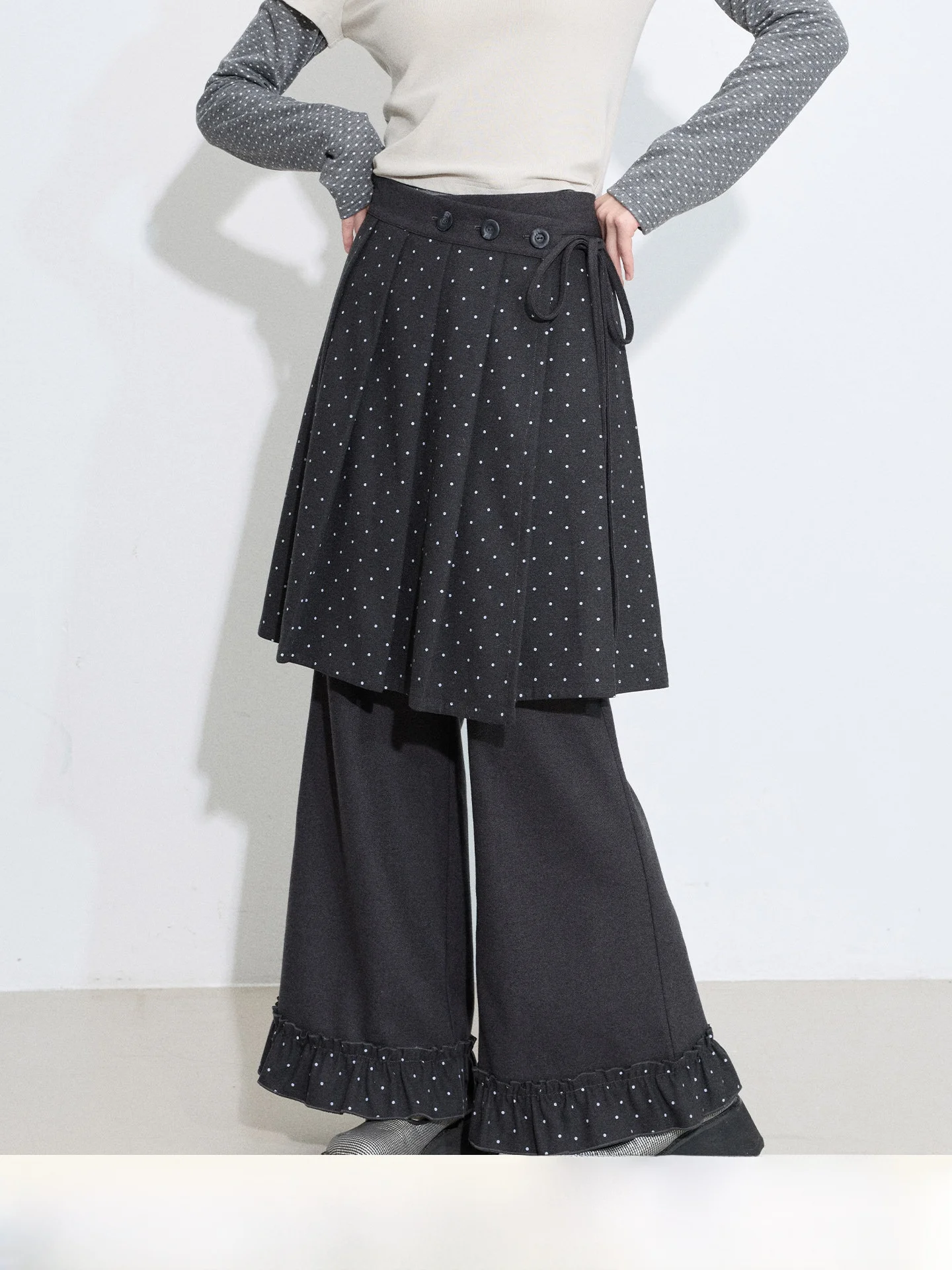 

Оригинальный комплект из двух предметов: юбка-брюки в горошек и плиссированная юбка с отстегивающимися брюками-клешами с высокой талией для женщин, повседневные брюки