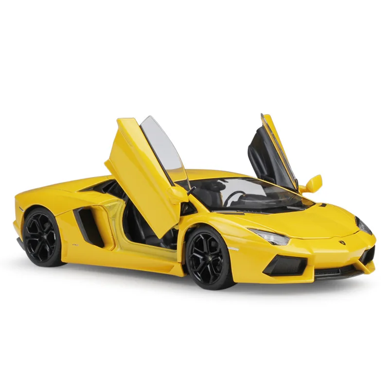 

WELLY 1:24 Lamborghini Aventador LP700-4 Simulation Alloy Car Model Finished DIY Scene With Toy Figurines Ornaments Collectibles