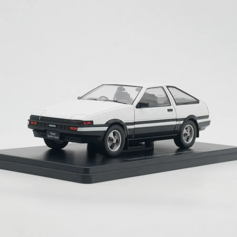 diecast-ixo-1-24-scale-toyota-sprinter-trueno-ae86-1983-alloy-car-model
