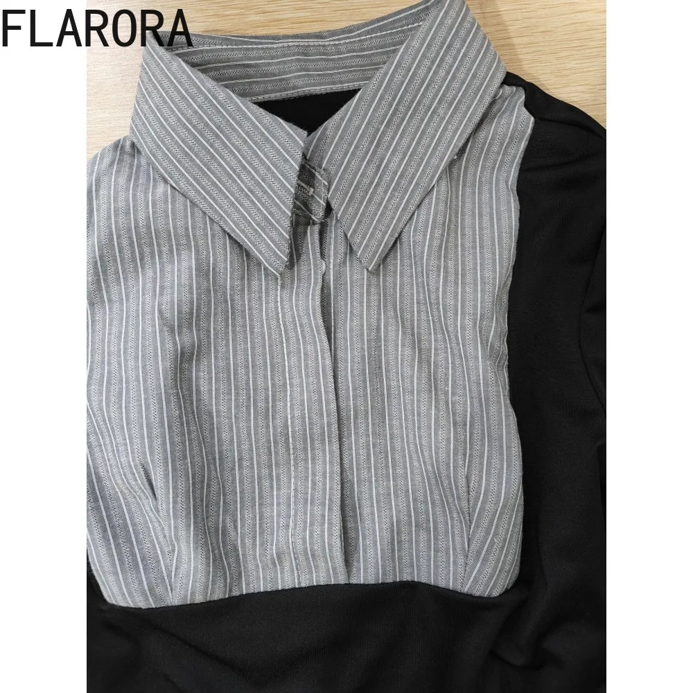 FLARORA موضة المرقعة 2 قطعة مجموعة امرأة بولو الرقبة شريط طباعة سليم القمم والتنانير مطوي وتتسابق الإناث أنيقة الشارع الشهير