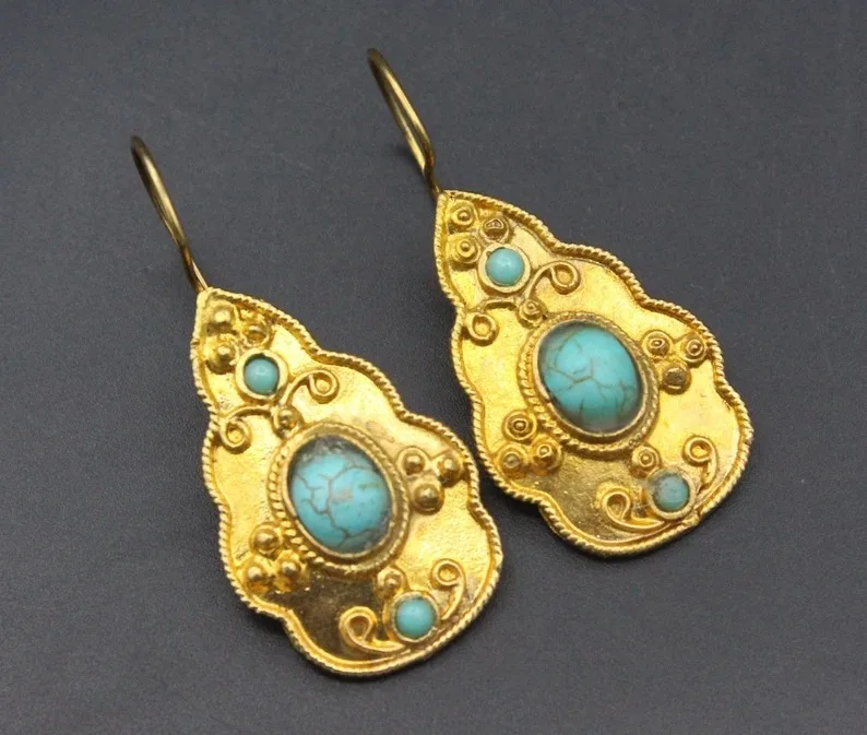 Vintage Court Gold Color Ornate Earrings for Women Creative Ethnic Style Imitation Turquoise Earrings Party Jewelry Gifts