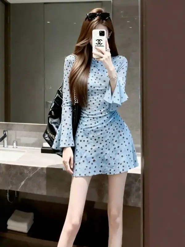 

Blue Polka Dot Bell Sleeve Dress Women's Summer Sweet Style Waist Cinched a Line Short Skirt French Style Printed Slim Fit Ca...