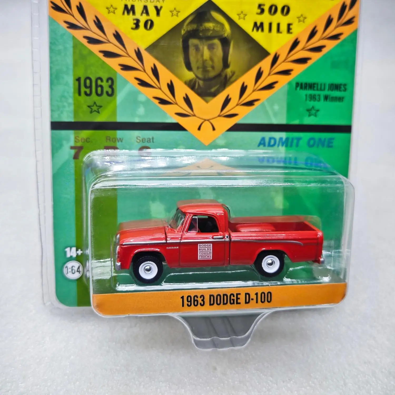 

GreenLight 1:64 1963 Dodge D-100 Pickup High simulation mini alloy car model toy gift ornament