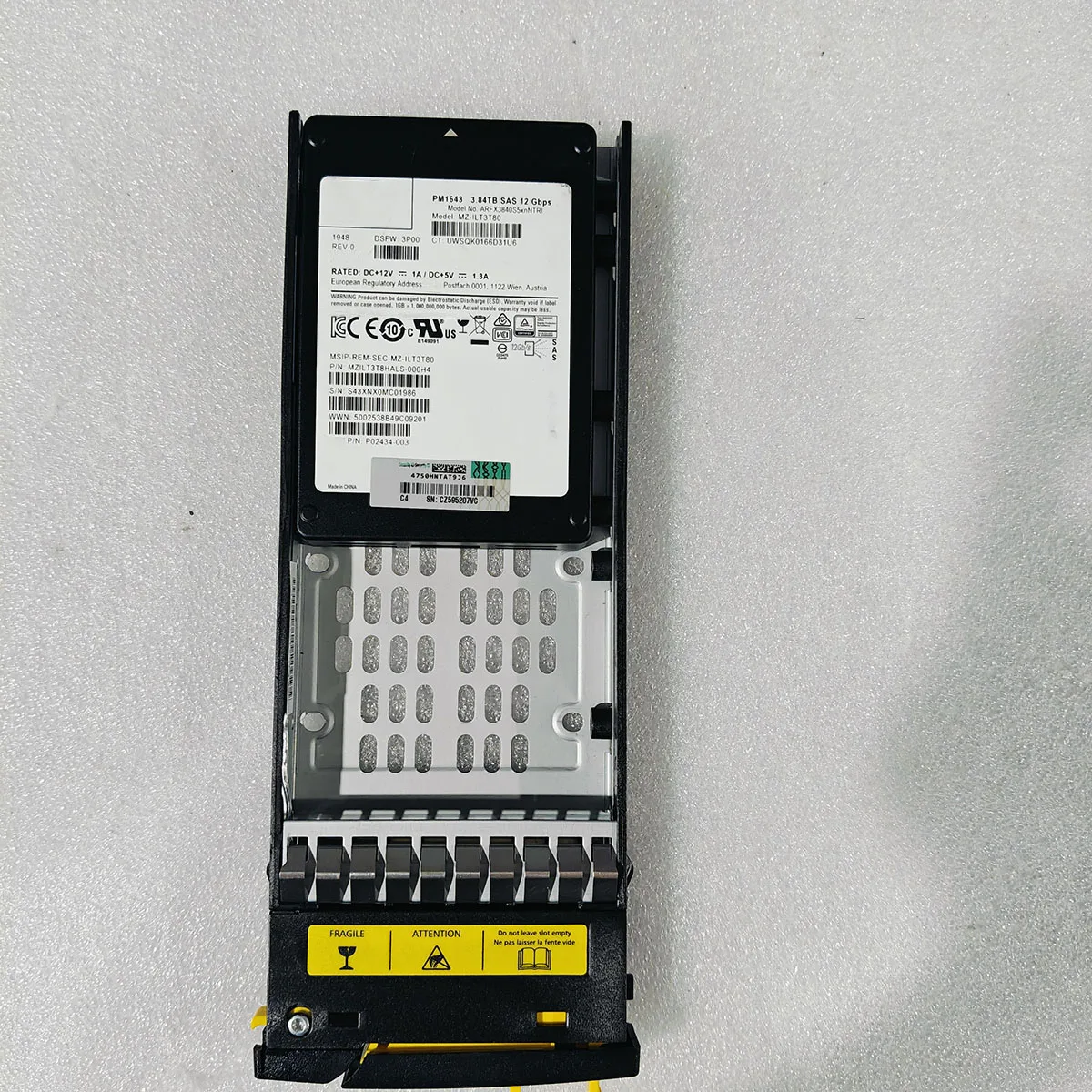 P08721-001 P02434-003 3.84TB SAS 12Gbps SSD PM1643 Enterprise Solid State Drive Storage Hard Drive