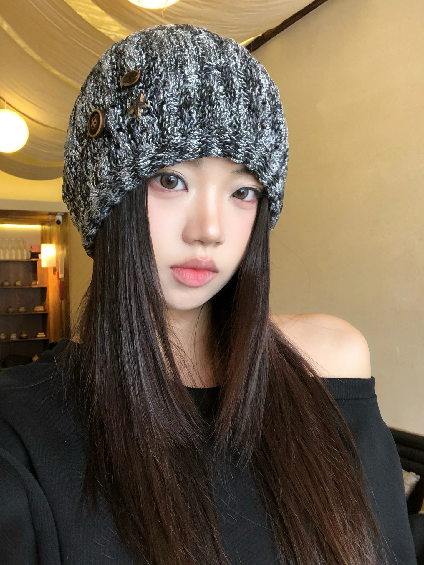 Retro Knitted Hat with Button Mixed Colors Women's Early Autumn New Style Face Slimming Cold Cap Large Circumference Loose Wo...
