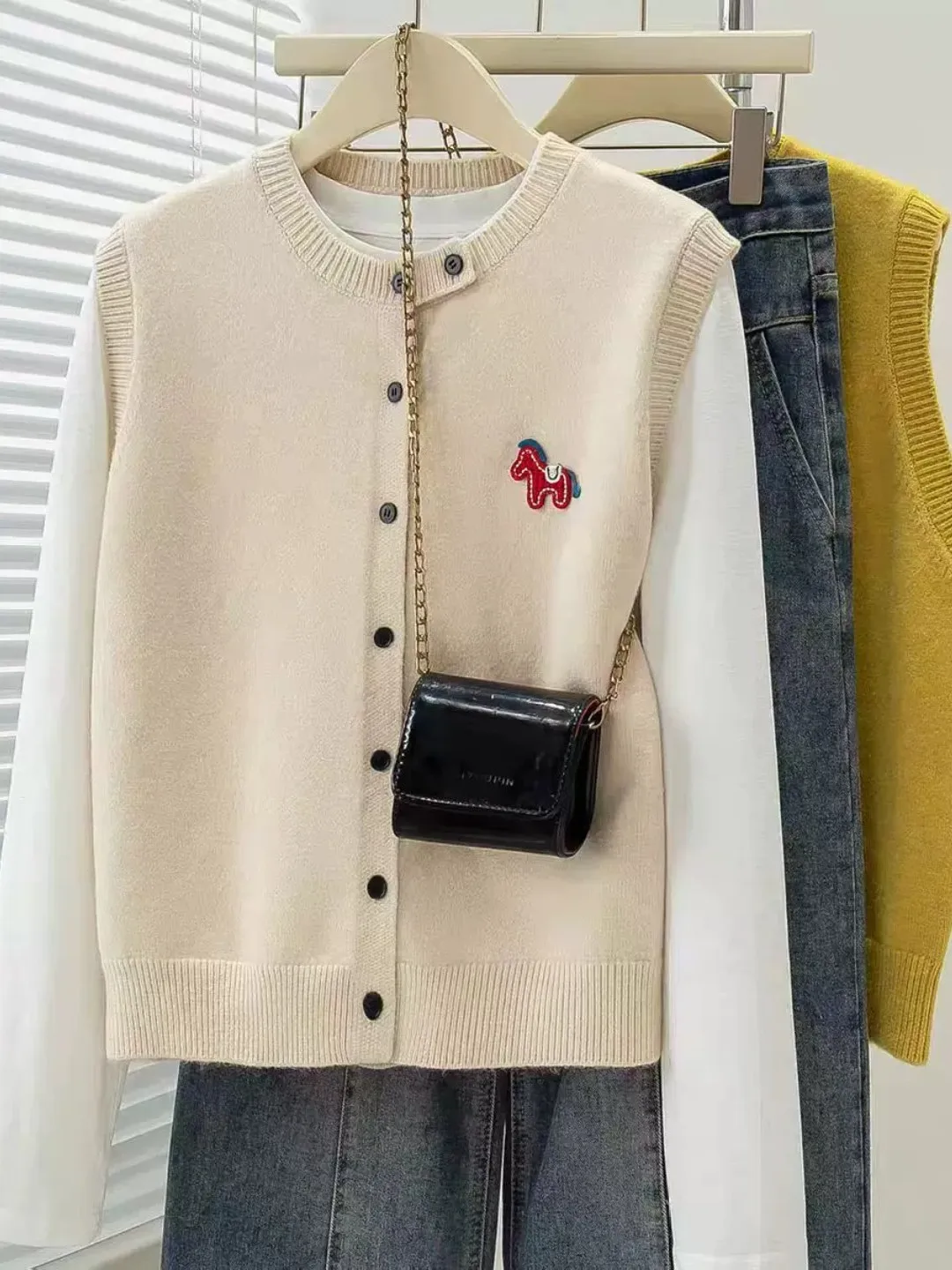 Knitted round Neck Button-Up Embroidered Cartoon Vest Cardigan Multi-Layered Style Korean Version Autumn Winter Women's Jacket