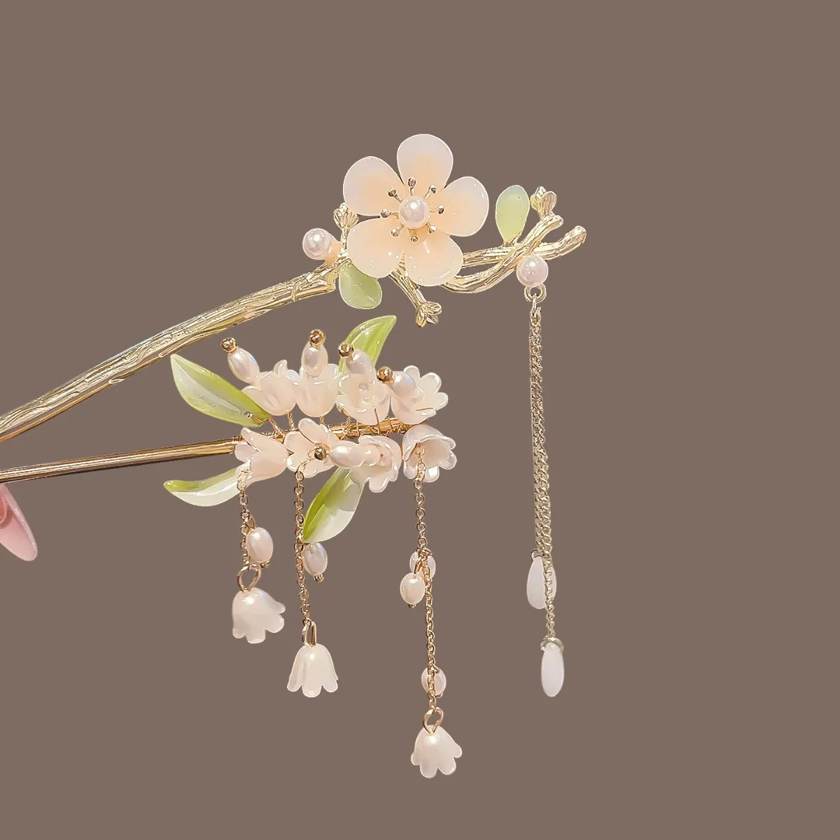 Vintage Chinese Style Tassel Hair Pins Valley Lily Flower Pearl Designs Hair Sticks Metal Alloy Headwear Women Girls Hairpins view 3
