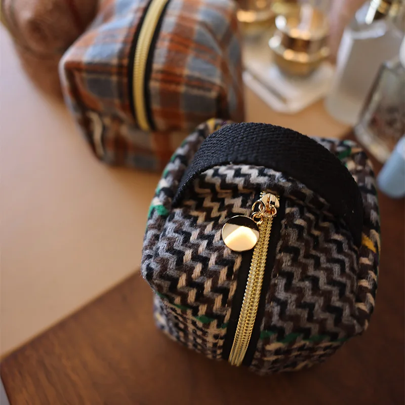 Geometric Cube Bag Metal Zipper Handle Fabric Brushed Creative Twill Square Wave Pattern Storage Bag Small Cosmetic bag