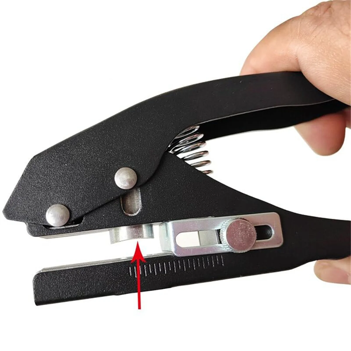 ثقب واحد دائري لكمة لبطاقات الهوية ، دائرة ورقة لكمة ، باليد ، بطاقات بولي كلوريد الفينيل ، صور شارة ، 15 مللي متر