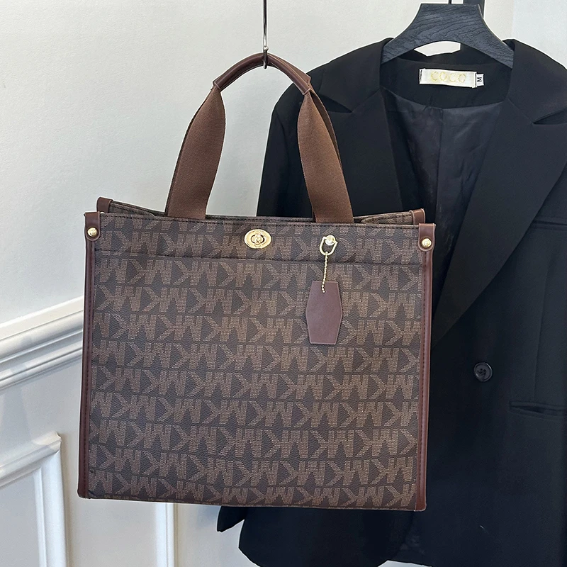 

Vintage Style Designer Diaper Bag: Elegant Crossbody Handbag For Women With Luxury Look And Large Capacity For Messenger Tote