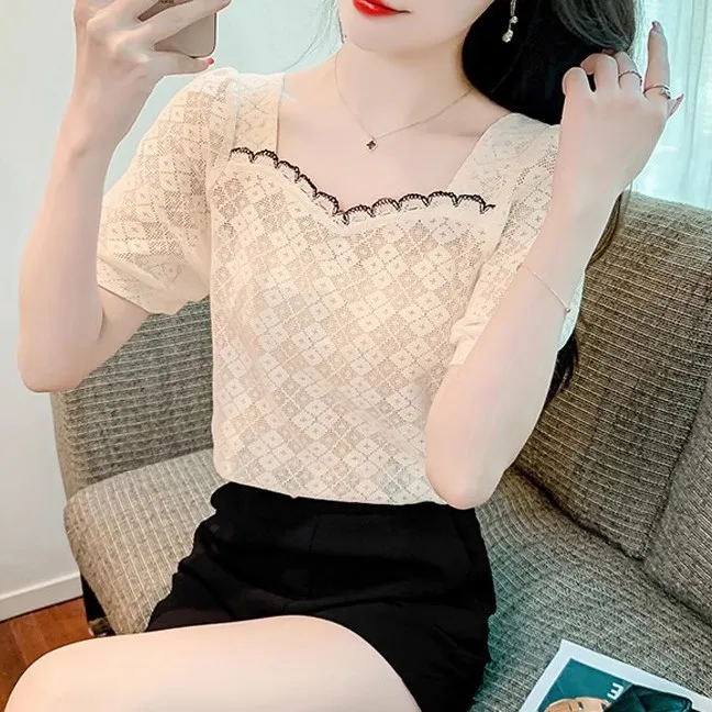 

Женская кружевная рубашка с короткими рукавами, красивая молодая рубашка для женщин, милая ниша и уникальный топ с квадратным воротником.