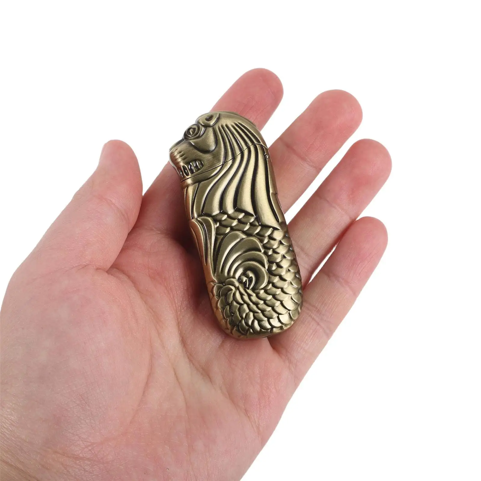 

Merlion Embossed Explosion-Proof Metal Lighter Case Cover Outdoor Waterproof Cigarette Lighter Protector Singapore Souvenir