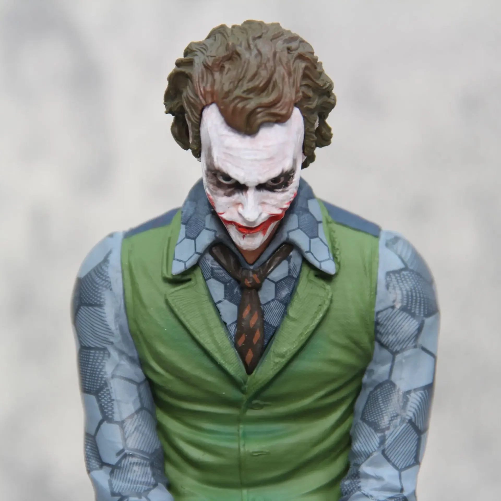 28cm Detective Comics Joker Figure Action Mafex Anime Figure Suicide Squad Joker Harleen Quinzel Supervillain Model Gift Toy