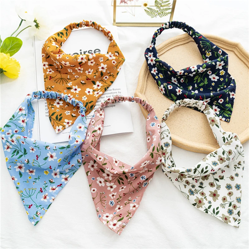 28cm Chip Flower Hair Scarf Bohemia Bandana Hair Band Retro Triangle Scarf Kerchief Women Girl Travel Headscarf Akcesoria