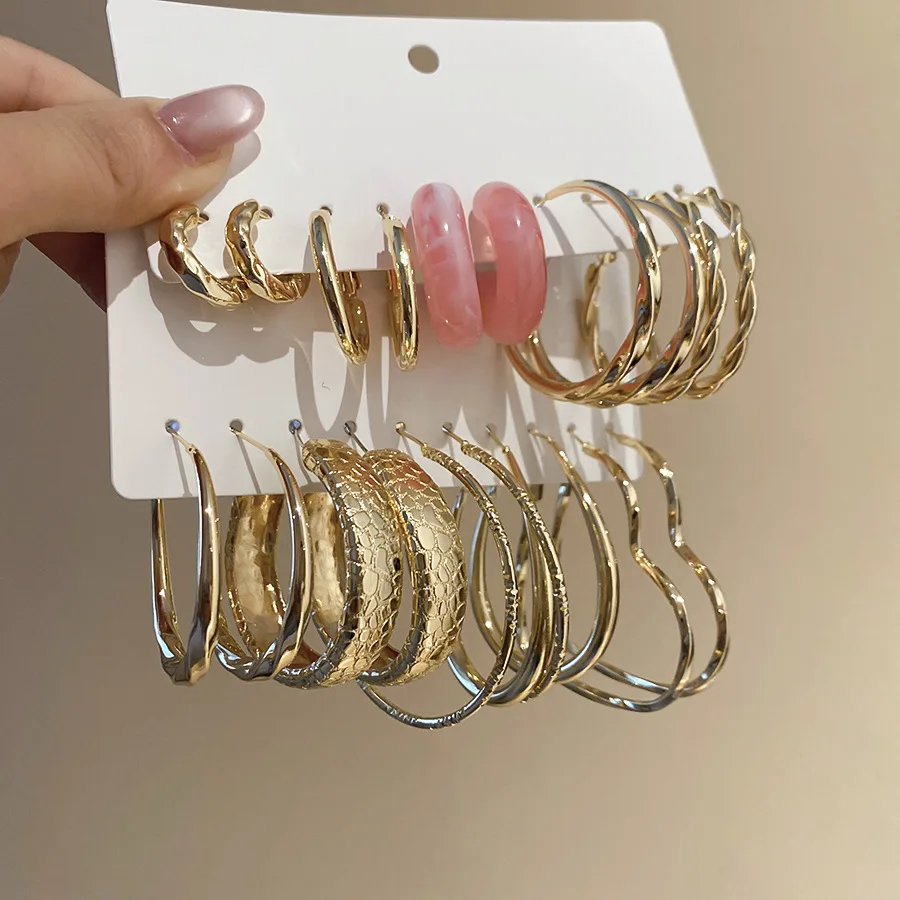 10 Uds. Pendientes de aro Punk metálicos con forma de corazón para mujer, aros para las orejas de resina retorcida geométrica dorada, conjuntos de joyería para uso diario K