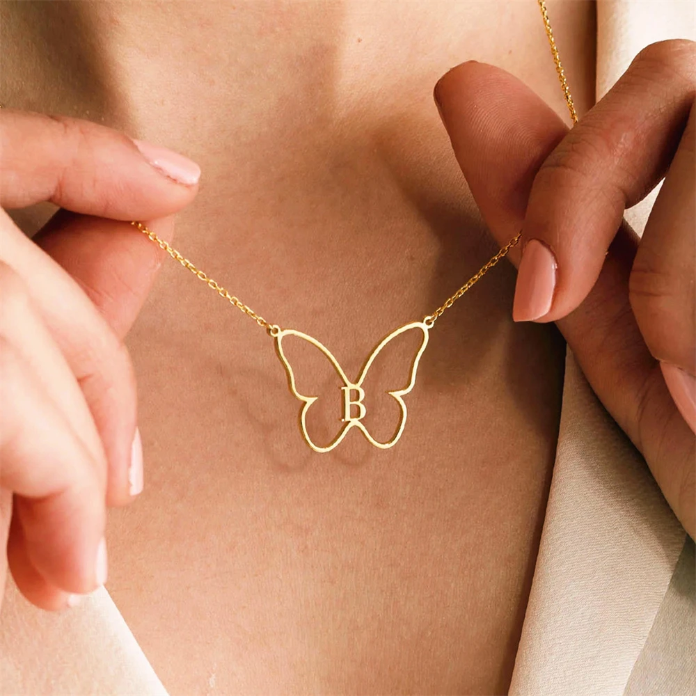 

Персонализированное ожерелье с буквами A-Z, кулон-бабочка, колье, ожерелье из нержавеющей стали, ювелирные изделия на заказ, подарок моему дочке