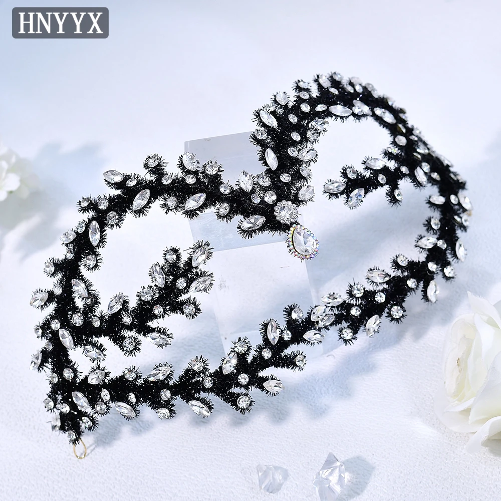 HNYYX Accessori unici per capelli da sposa da sposa Copricapo fatto a mano con strass Copricapo elegante con catena sulla fronte delle nuove donne A380
