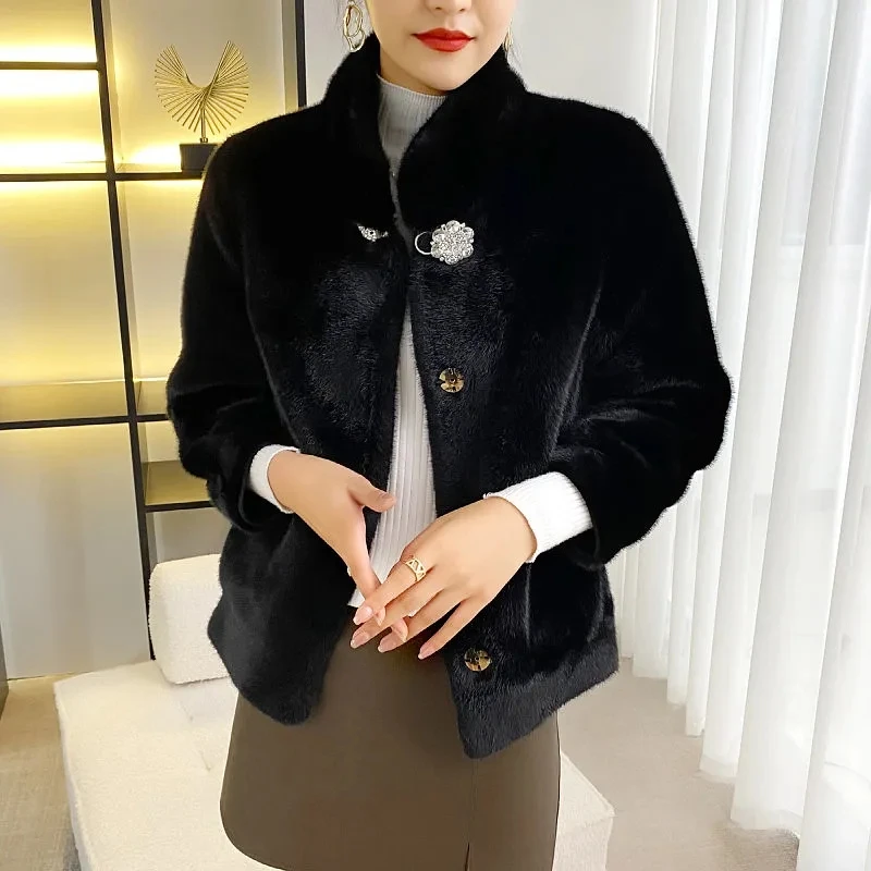 High-end Women Fur Coat Faux Mink Velvet Overcoat 2023 New Female Thickened Fur Integrated Warm Coats Femme Short Top Winter