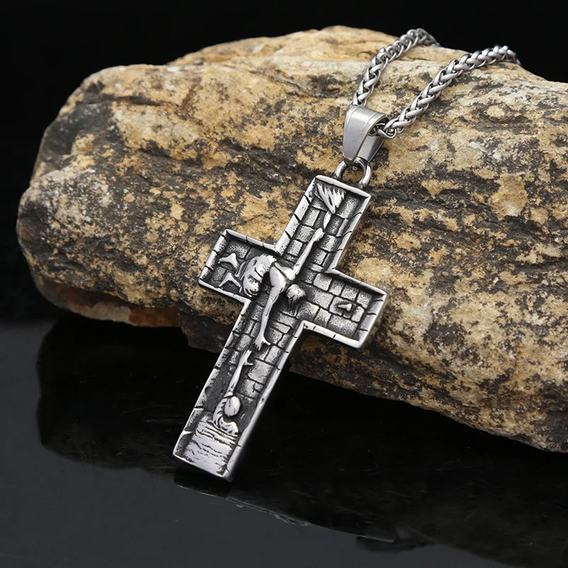 

Vintage Punk Jesus Savior Cross Pendant Necklaces For Men Women Stainless Steel Lucky Prayer Amulet Religions Jewelry Wholesale