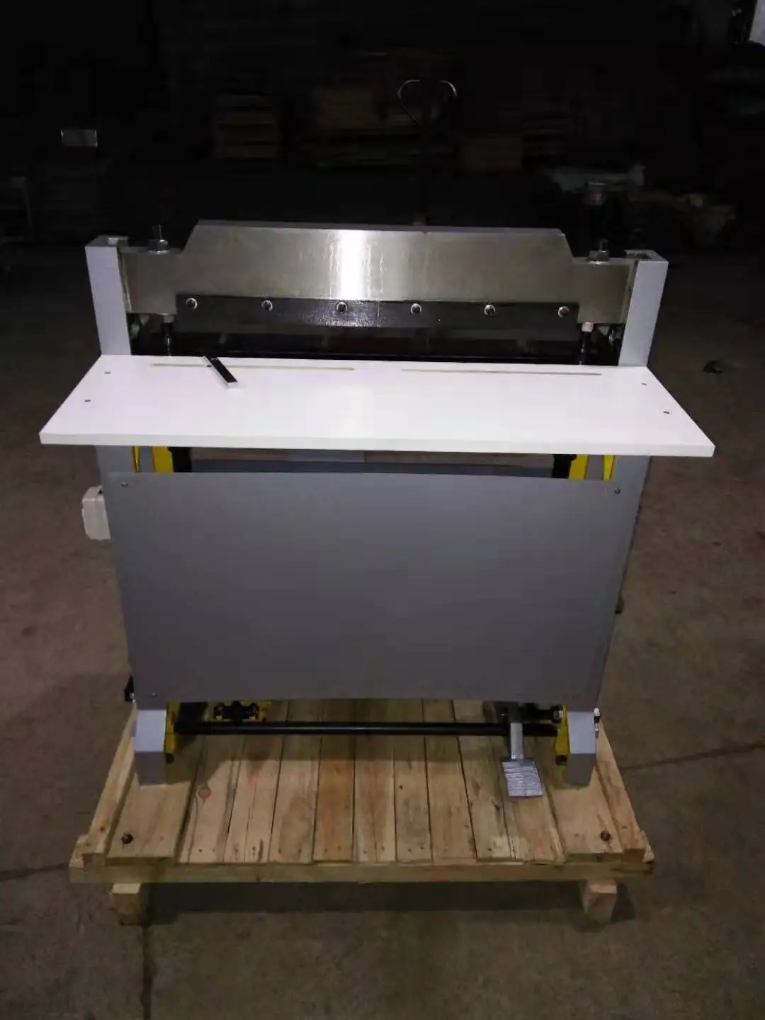 캘린더용 중량 펀칭기