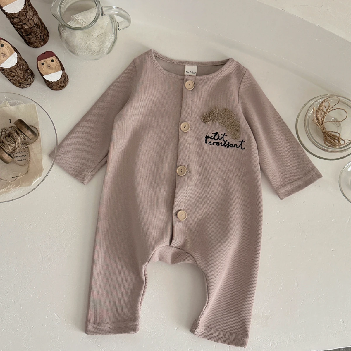 

Spring and Autumn Season Boys and Girls Bullhorn Wrapped Towel Embroidery Comfortable Casual Long Sleeve Cute Baby Bodysuit