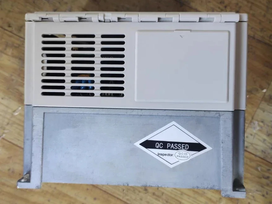 Used inverter ev1000-2s0015g-c8  1.5 kw 220v