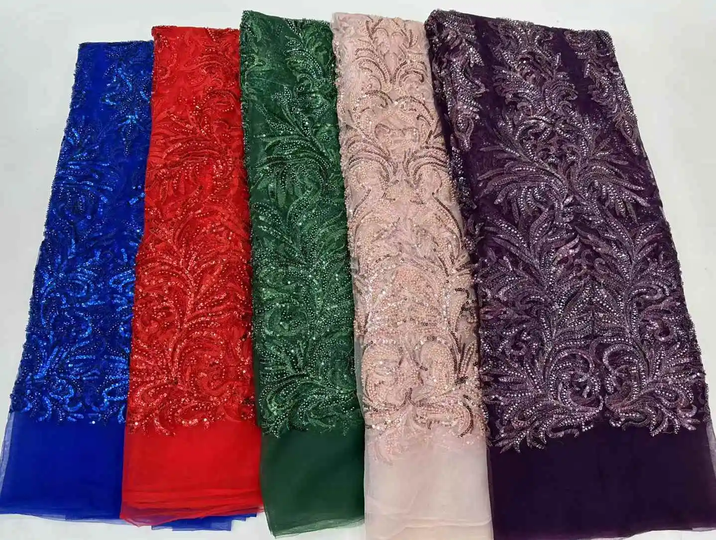 คุณภาพสูงแอฟริกัน Heavy ลูกปัดผ้าลูกไม้ 2025 ไนจีเรีย Sequins เจ้าบ่าวลูกไม้ผ้างานแต่งงานชุดเย็บ