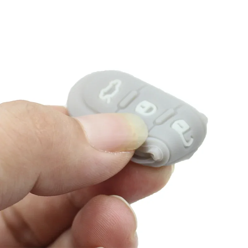 Xinyuexin Silicone Car Key Pad for FIAT 500 500L Bravo Croma Doblo Ducato Fiorino Linea Panda Grande Punto Scudo for Peugeot