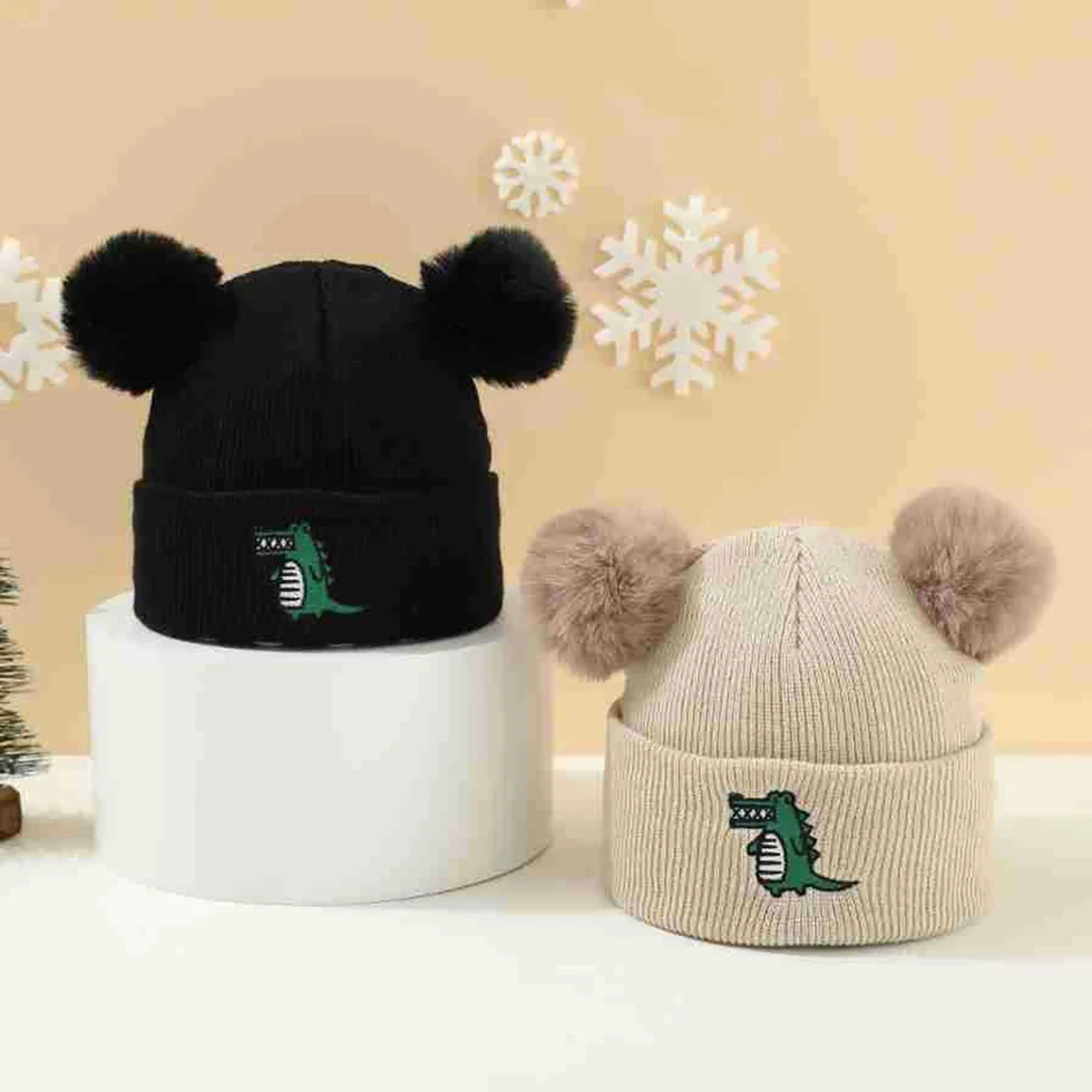 

Детская шапка с двойным помпоном, милая вязаная шапка с изображением динозавра для маленьких мальчиков и девочек, зимняя теплая шапка для малышей, шапочки