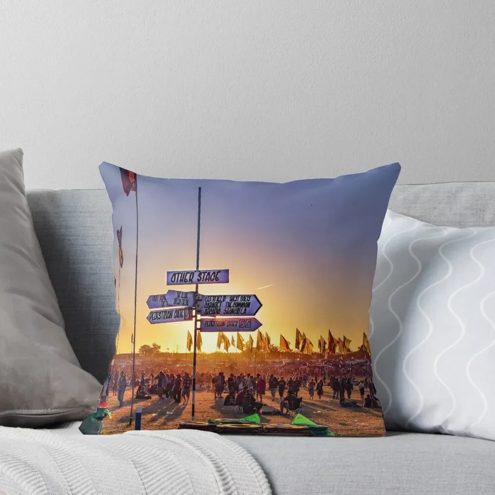 

Lost at the Glastonbury Festival Throw Pillow Decorative Cushion Bed pillowcases Cushions Cover Pillow