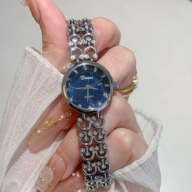 Retro Style, Round Simple Small Dial, Exquisite And Compact Women'S Watch, Elegant Ladies' Watch, Fashionable Quartz Wristwatch.