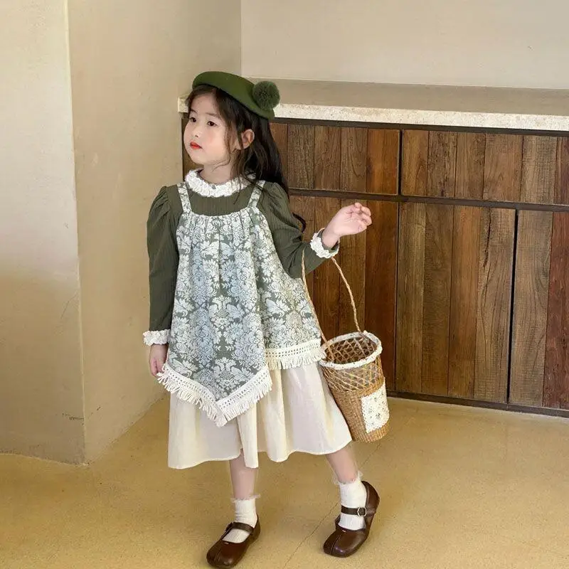 

Two Piece Set of Girls' Spring and Autumn Dresses 2025 New Style Children's Western-Style Baby Tassel Patchwork Suspender Skirt