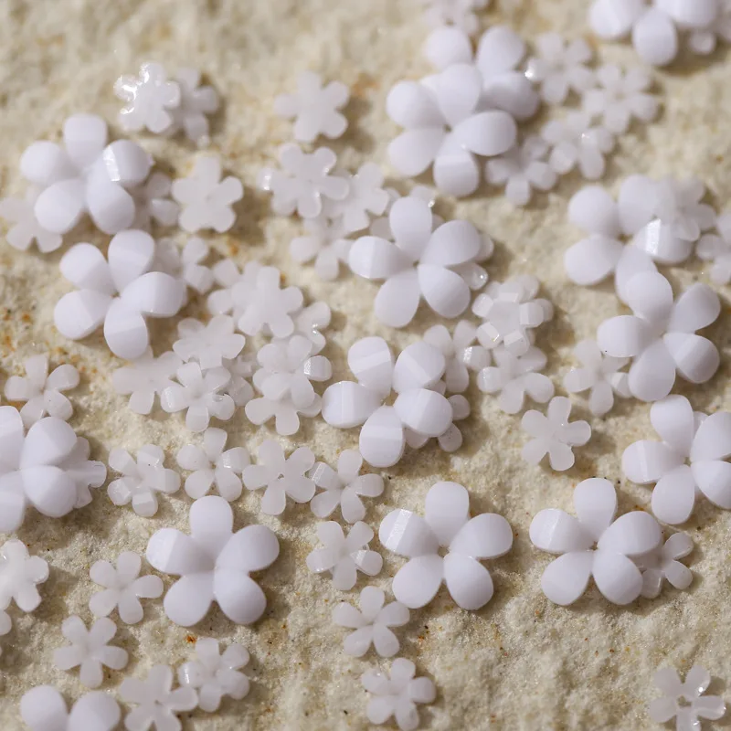 100pcs 3D fiori acrilici ciondoli per unghie rosa bianco fiori a 5 petali per decorazioni per unghie 3/6/9mm perle miste decorazioni per Manicure