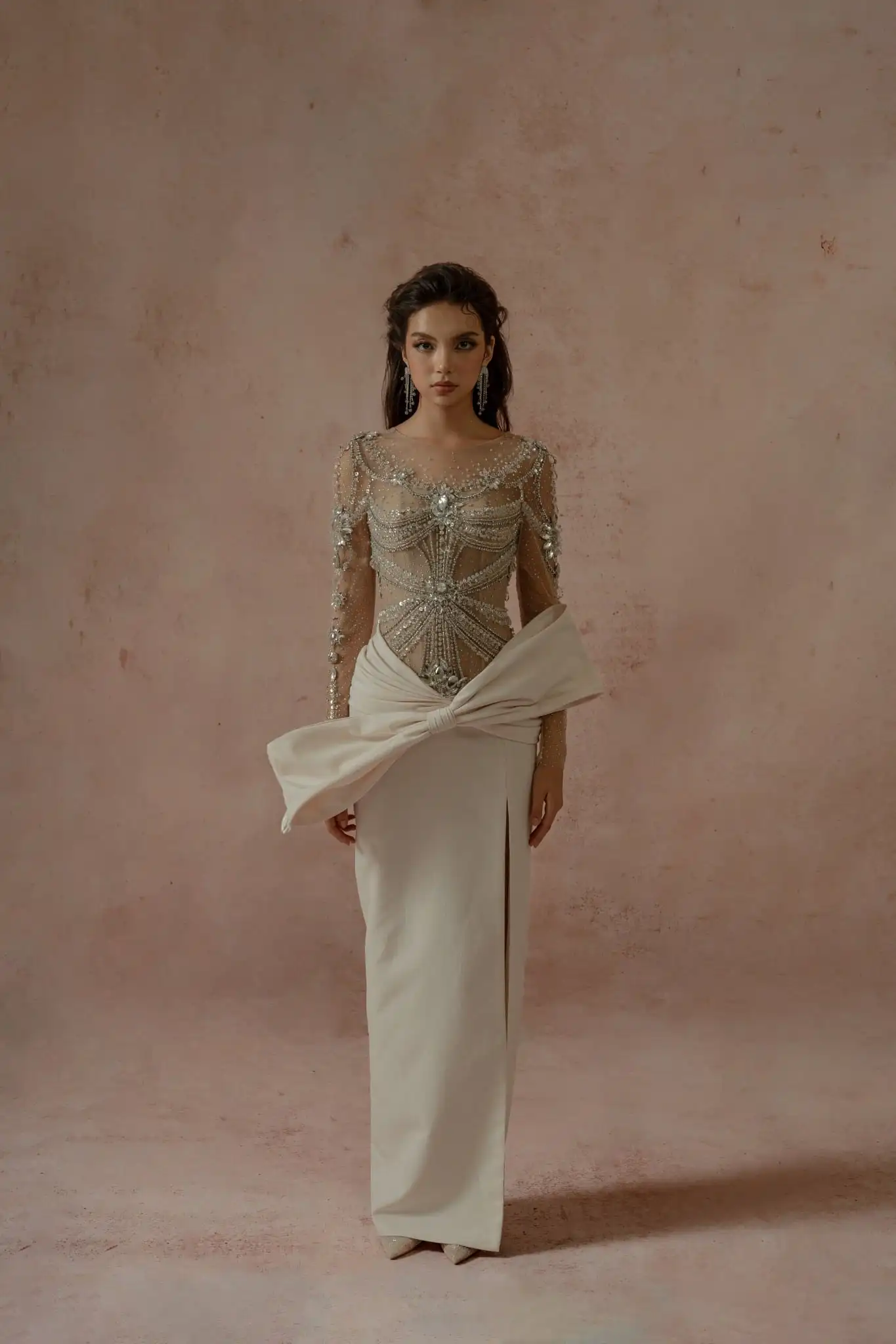 エレガントなアイボリーロングスカート、大きなリボン付き、ハイ スリット、フォーマルイブニングガウン、サテンシーススカート、結婚式のゲストパーティー用、カスタムメイド