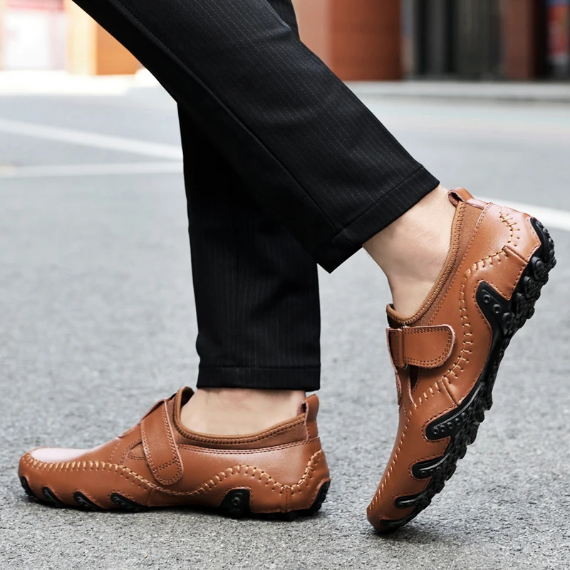 

Men's Loafers Luxury Brand Fashion Breathable Flat Driving Shoes Slip on Comfortable Moccasins Men Casual Genuine Leather