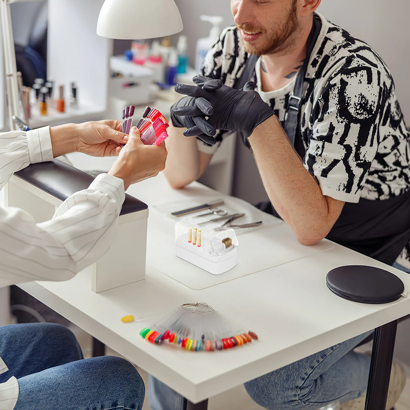 Scatola portaoggetti per punte da trapano per unghie Organizzatore trasparente Salone professionale Uso domestico Strumento per manicure Display Scelta regalo